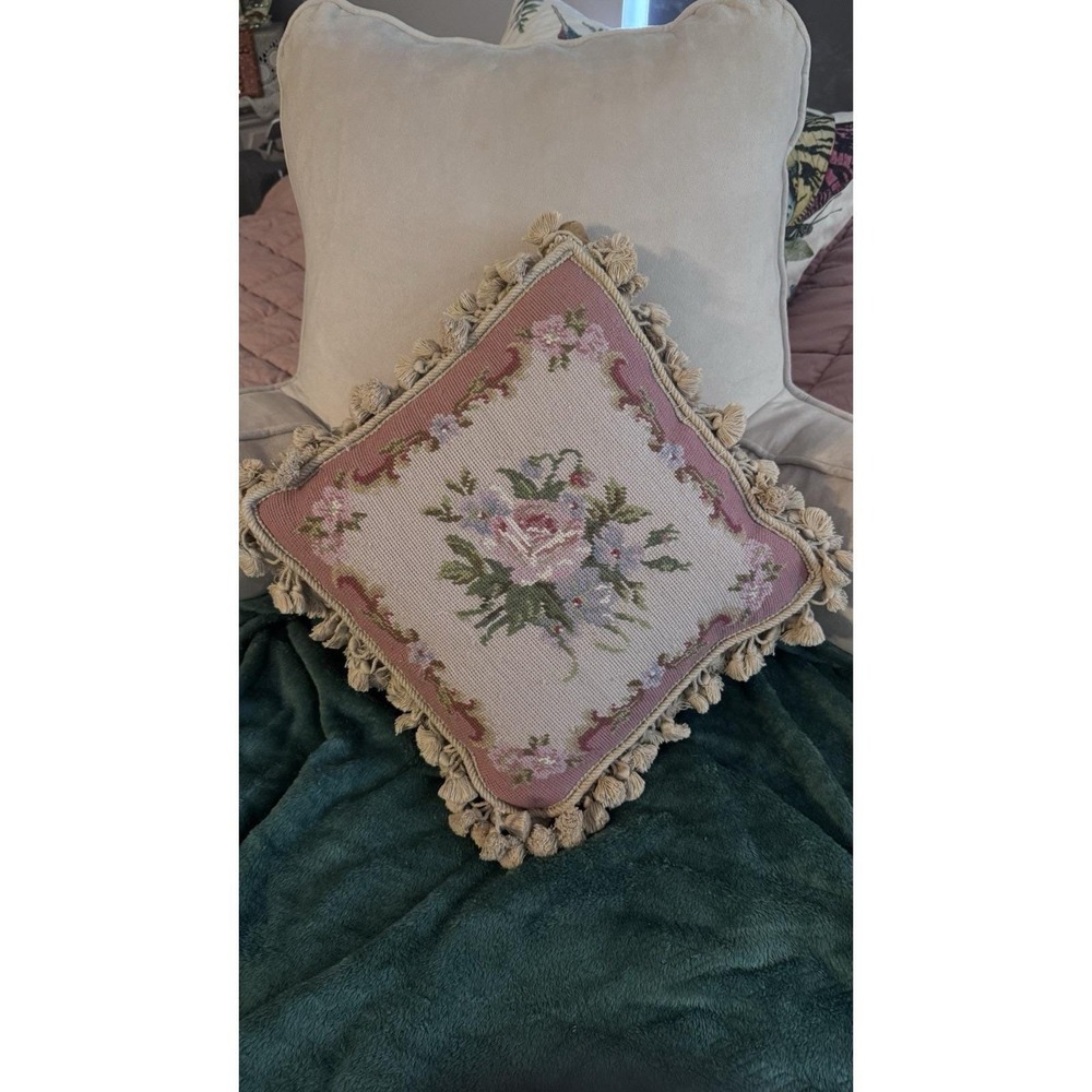 Vtg Needlepoint Flower Tan Tassel Pillow W/Tan Velvet Back 15x15 Cottagecore